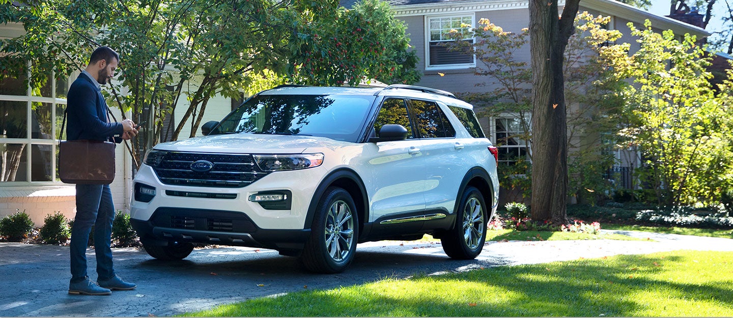 Decorah Auto Center Inc in Decorah IA