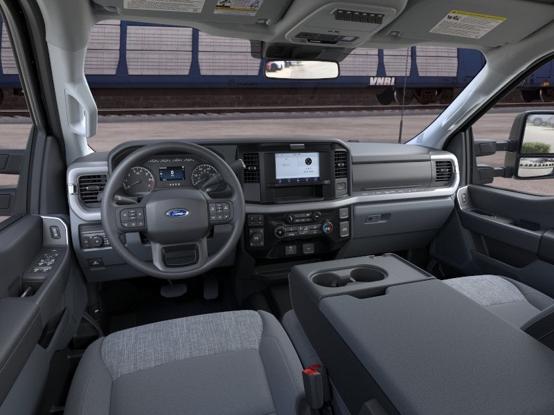 2026 Ford Super Duty F-350® XLT
