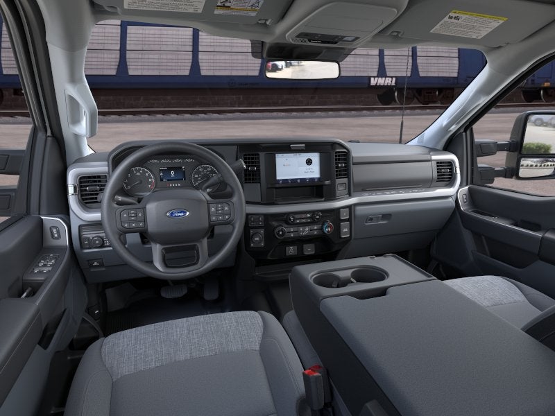 2026 Ford Super Duty F-350® XLT