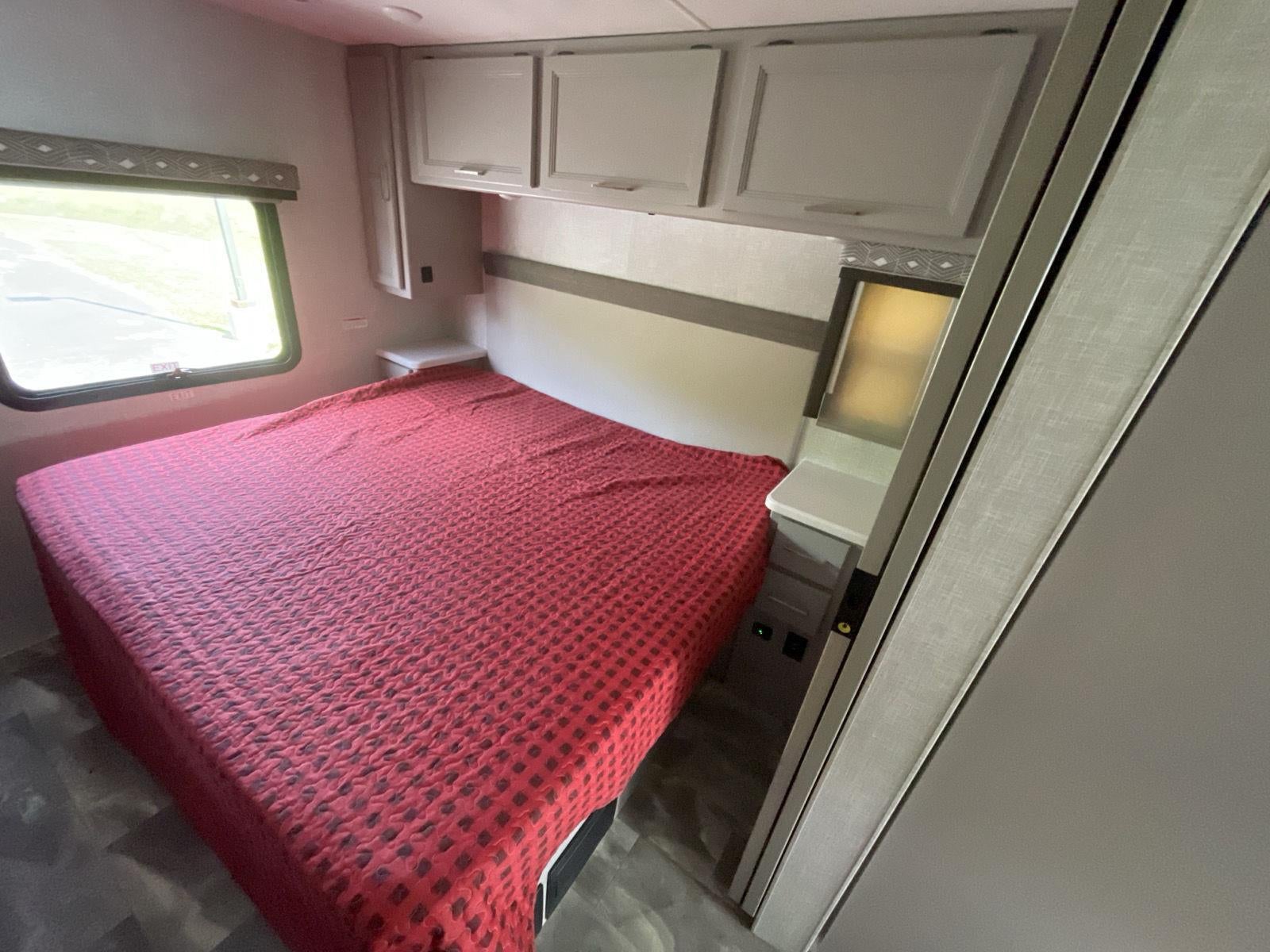 2022 Thor Motor Coach Windsport