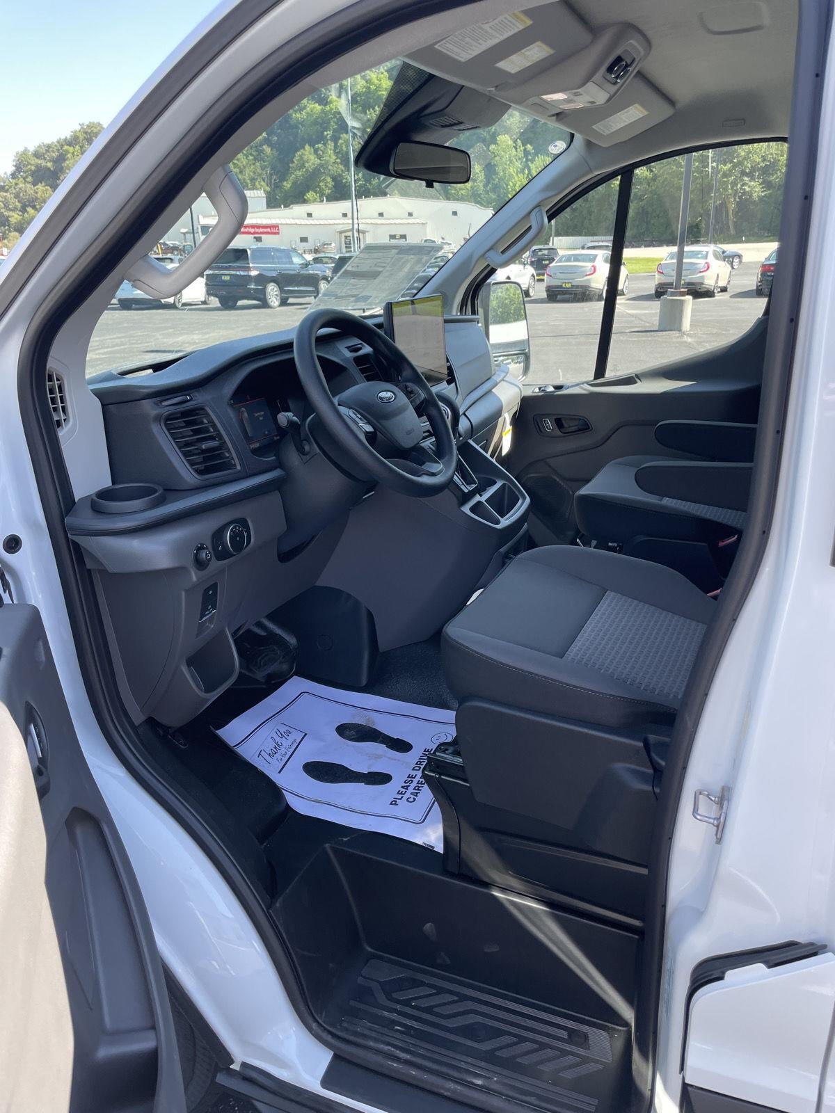 2026 Ford Transit Passenger Wagon XL