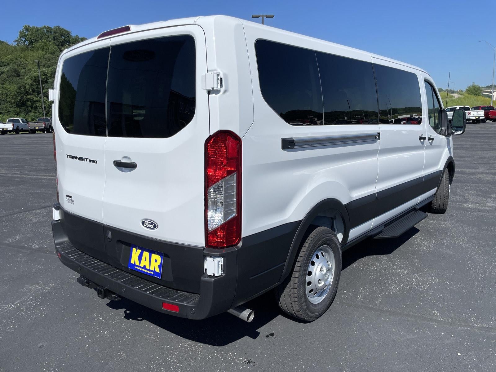 2026 Ford Transit Passenger Wagon XL