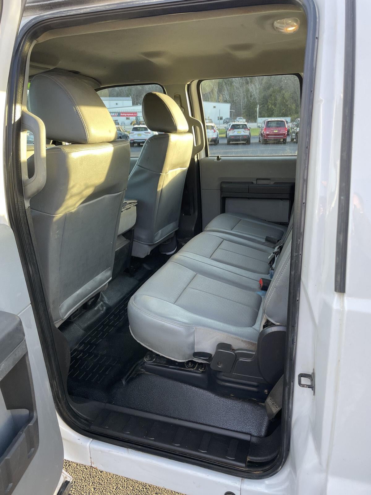 2014 Ford Super Duty F-450 DRW XL