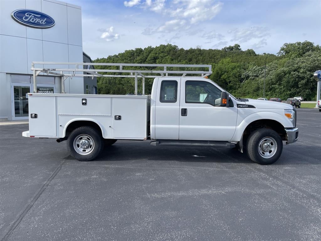 2016 Ford Super Duty F-350 SRW XL