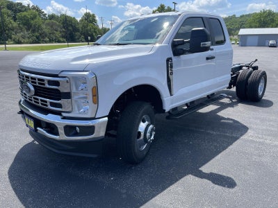 2026 Ford Super Duty F-350 DRW XL