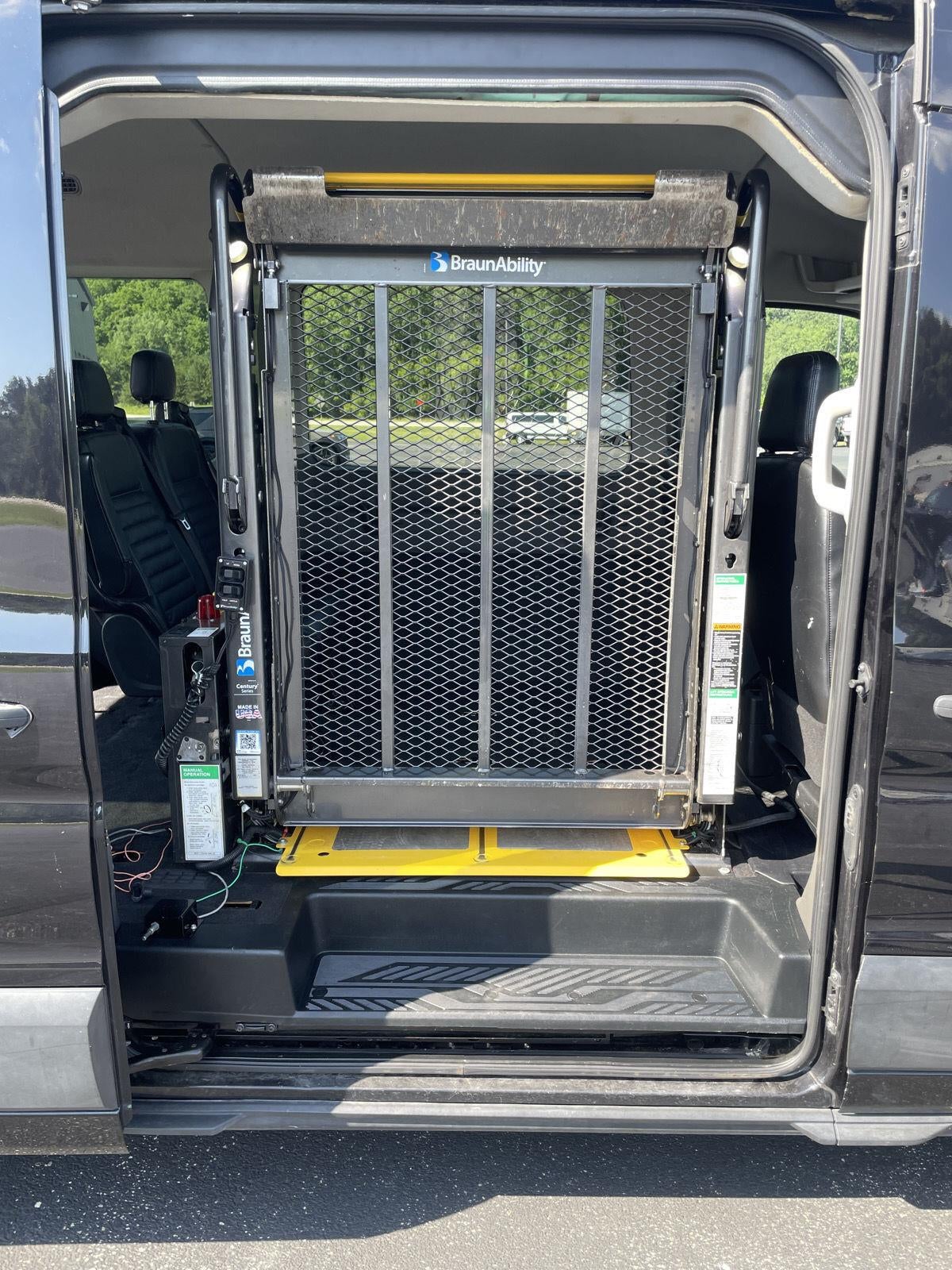 2020 Ford Transit Passenger Wagon XLT