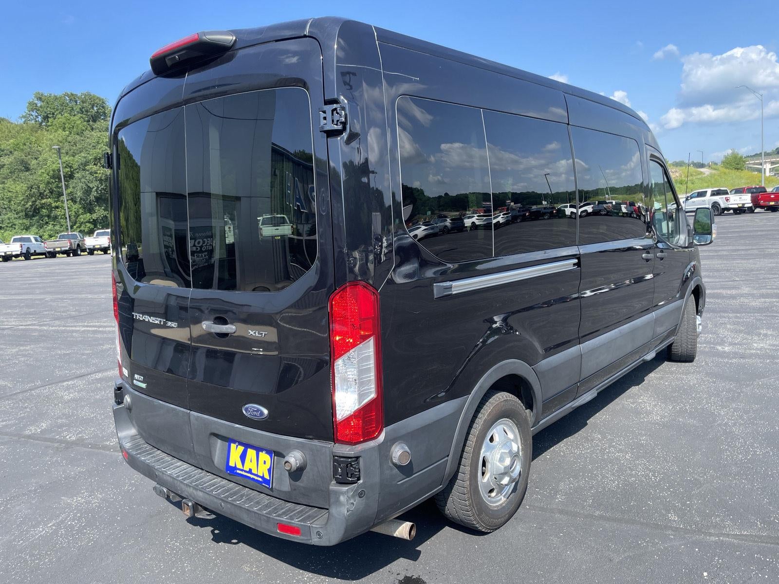 2020 Ford Transit Passenger Wagon XLT