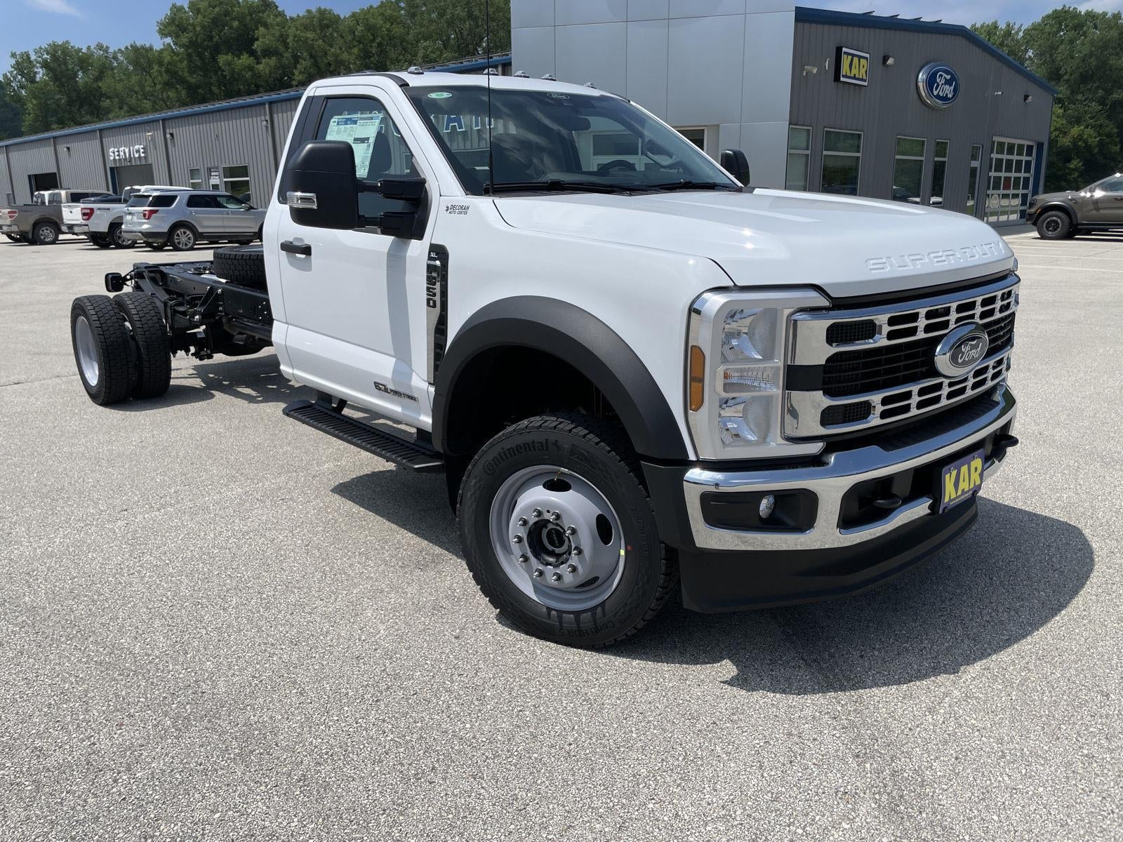 2025 Ford Super Duty F-550 DRW XL