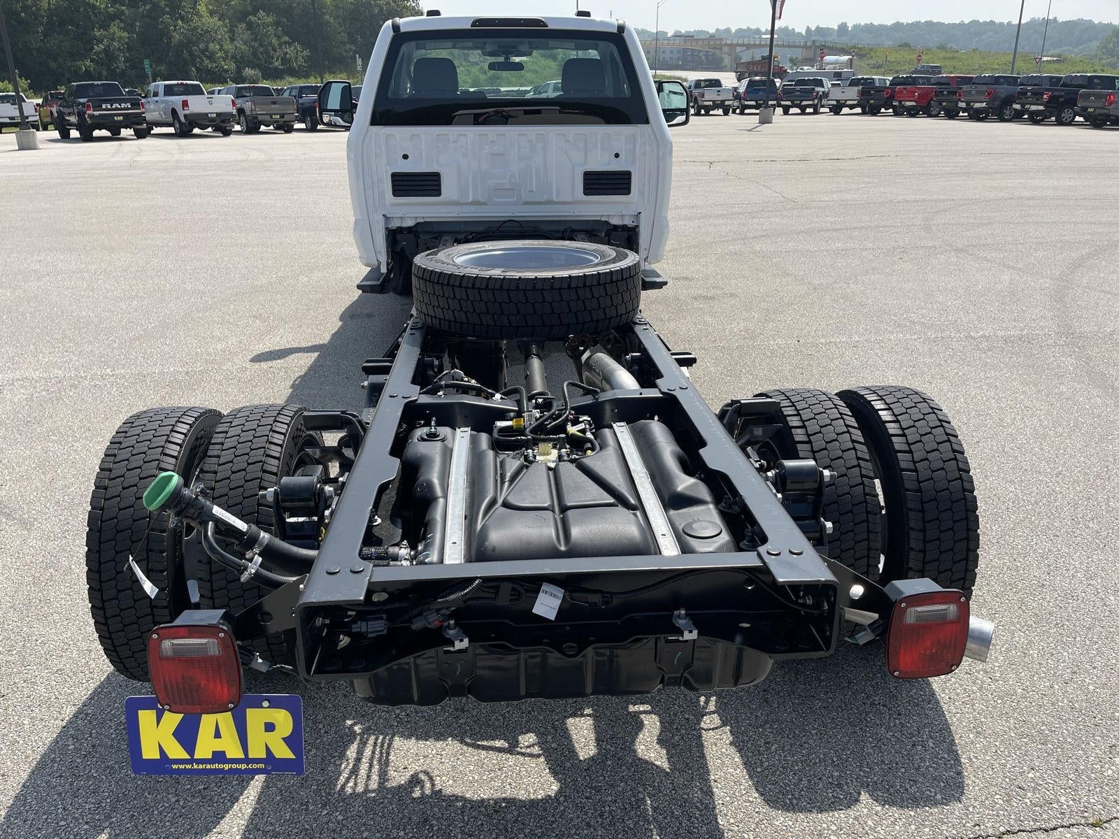 2025 Ford Super Duty F-550 DRW XL