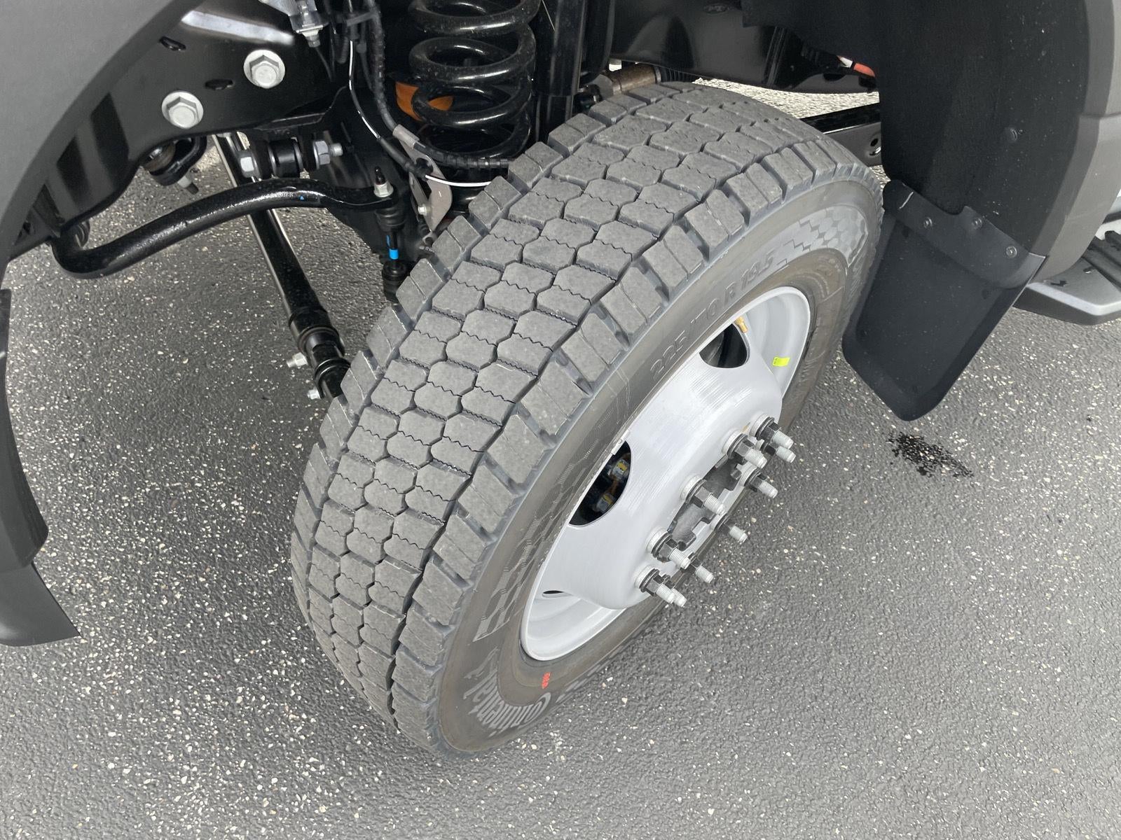 2026 Ford Super Duty F-550 DRW XL