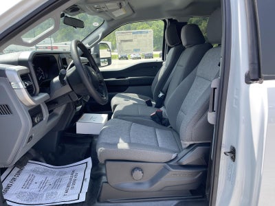 2025 Ford Super Duty F-550 DRW XL