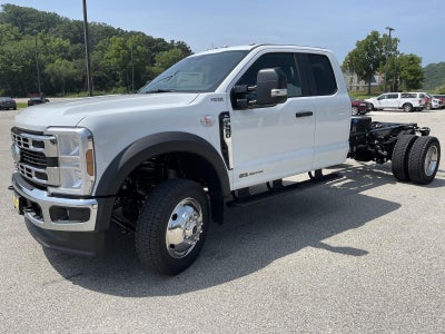 2025 Ford Super Duty F-550 DRW XL
