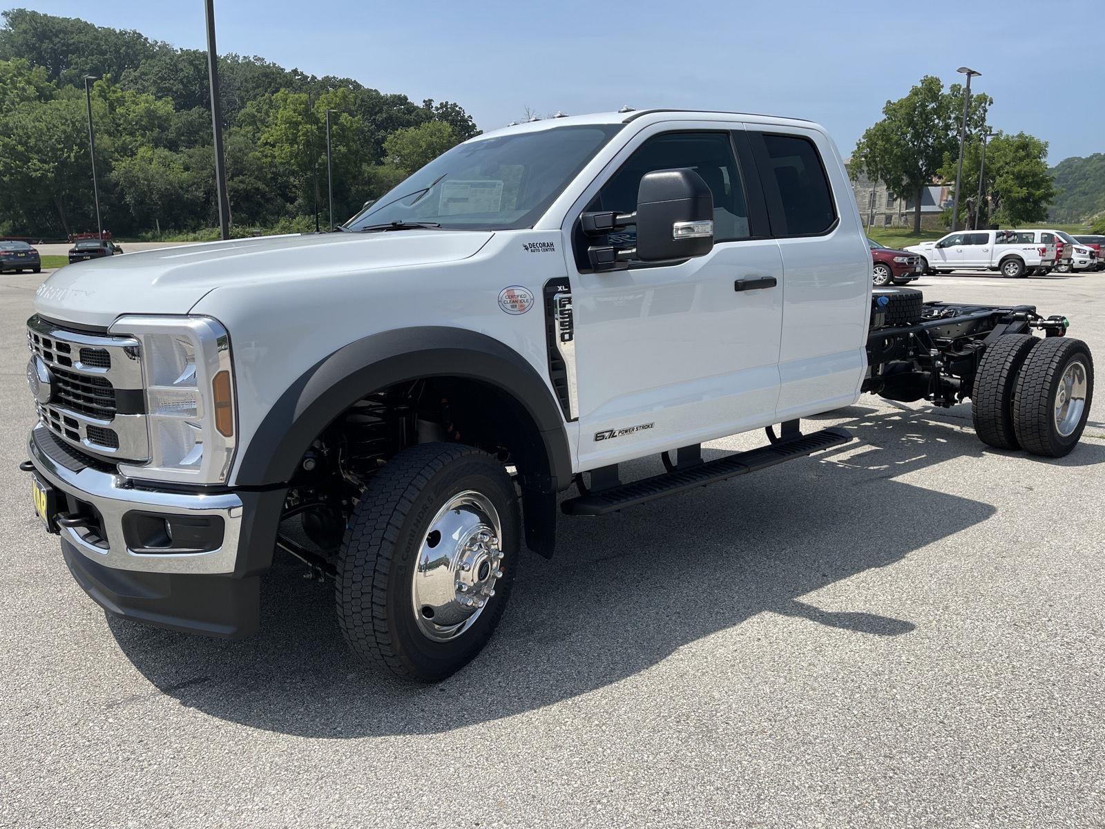 2025 Ford Super Duty F-550 DRW XL