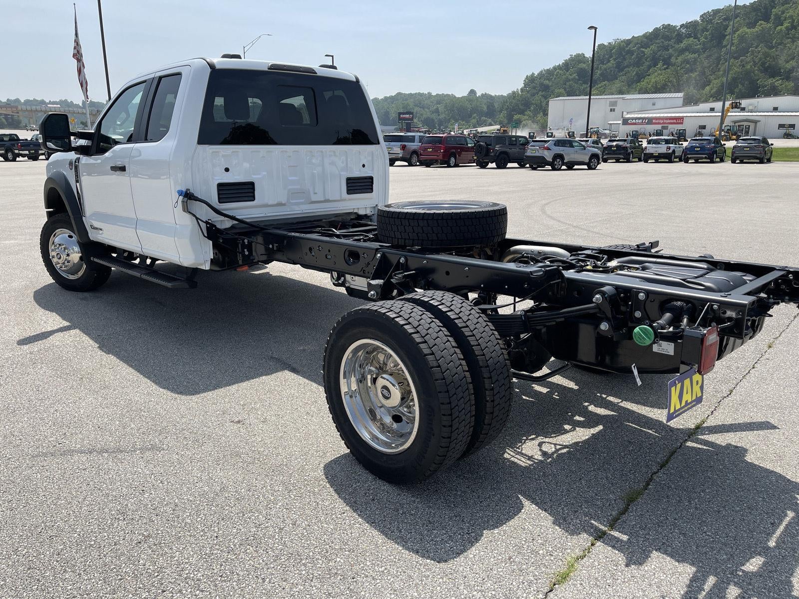 2025 Ford Super Duty F-550 DRW XL