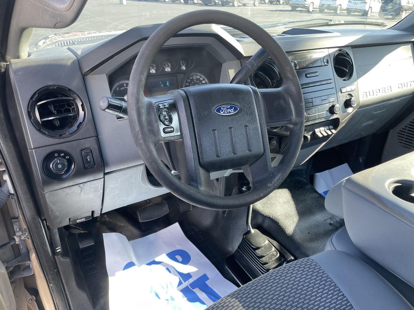 2012 Ford Super Duty F-450 DRW XL