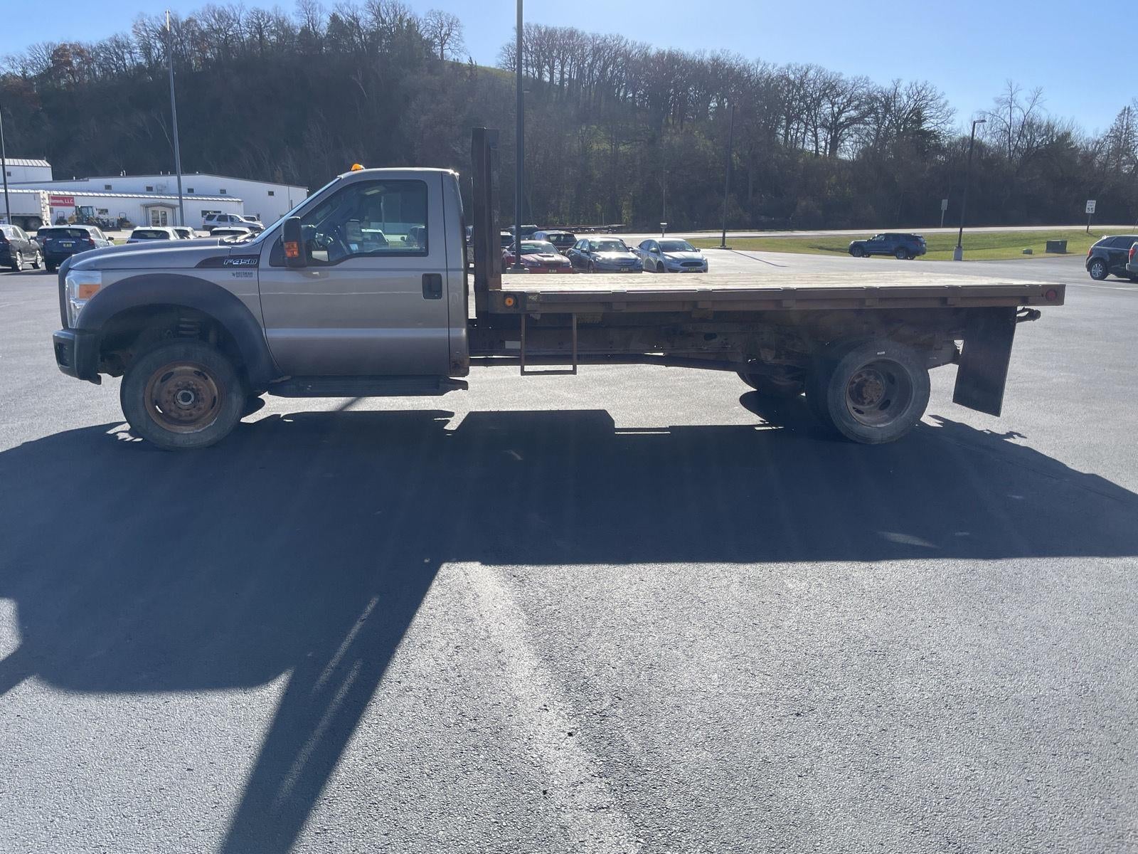 2012 Ford Super Duty F-450 DRW XL