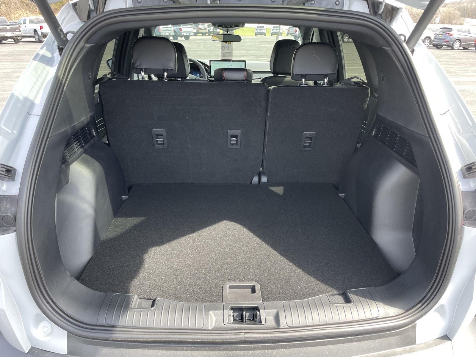 2026 Ford Escape ST-Line Select