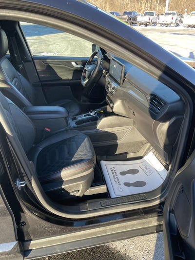 2023 Ford Escape ST-Line Elite