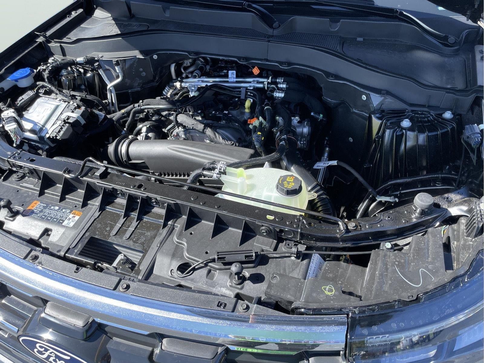 2027 Ford Explorer Active w/100A Pkg