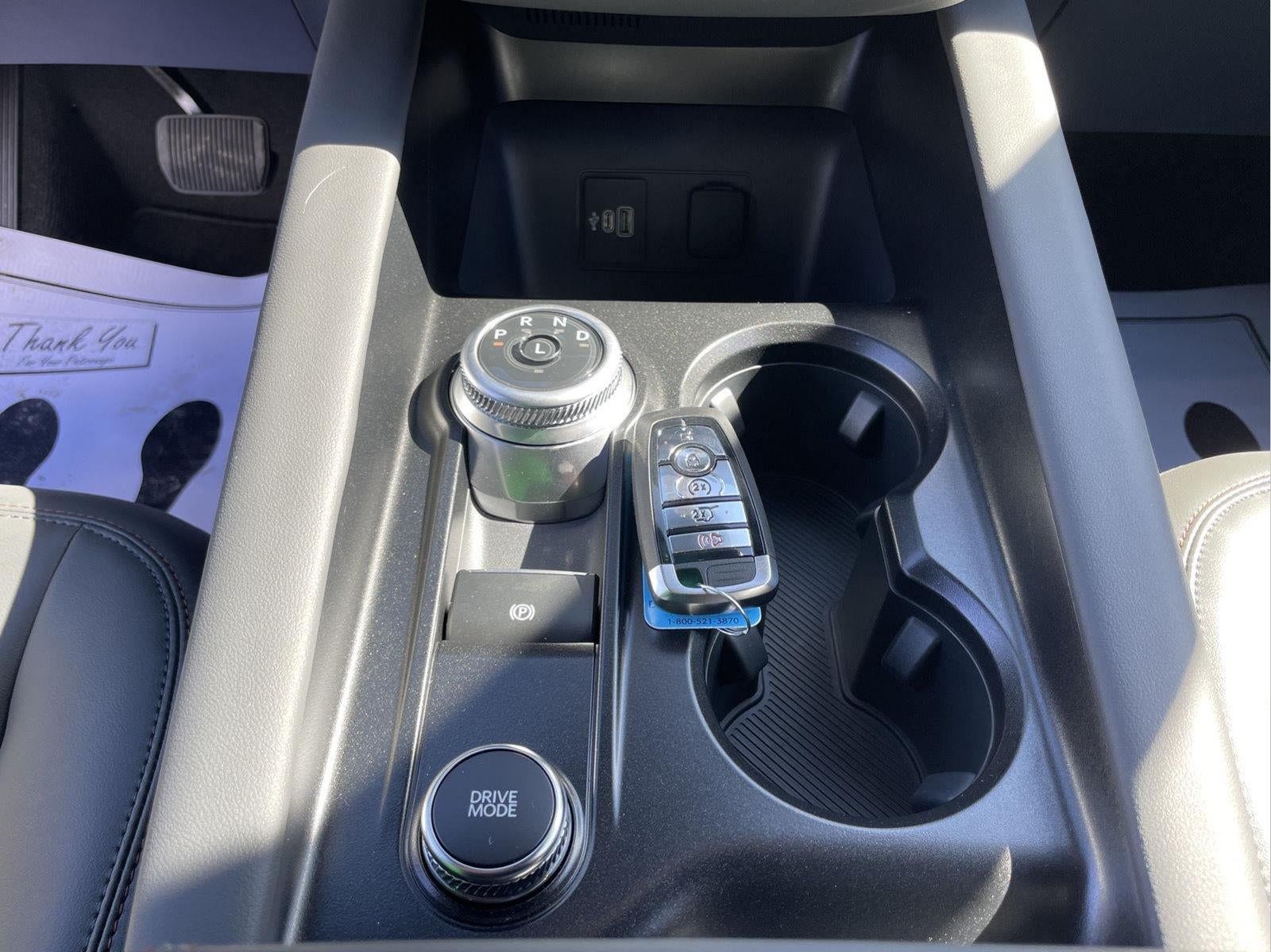 2027 Ford Explorer Active w/100A Pkg