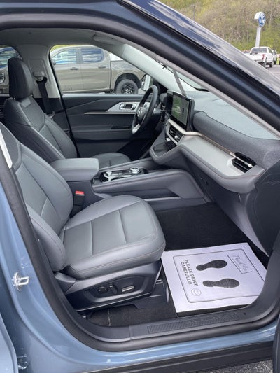 2026 Ford Explorer Active w/100A Pkg