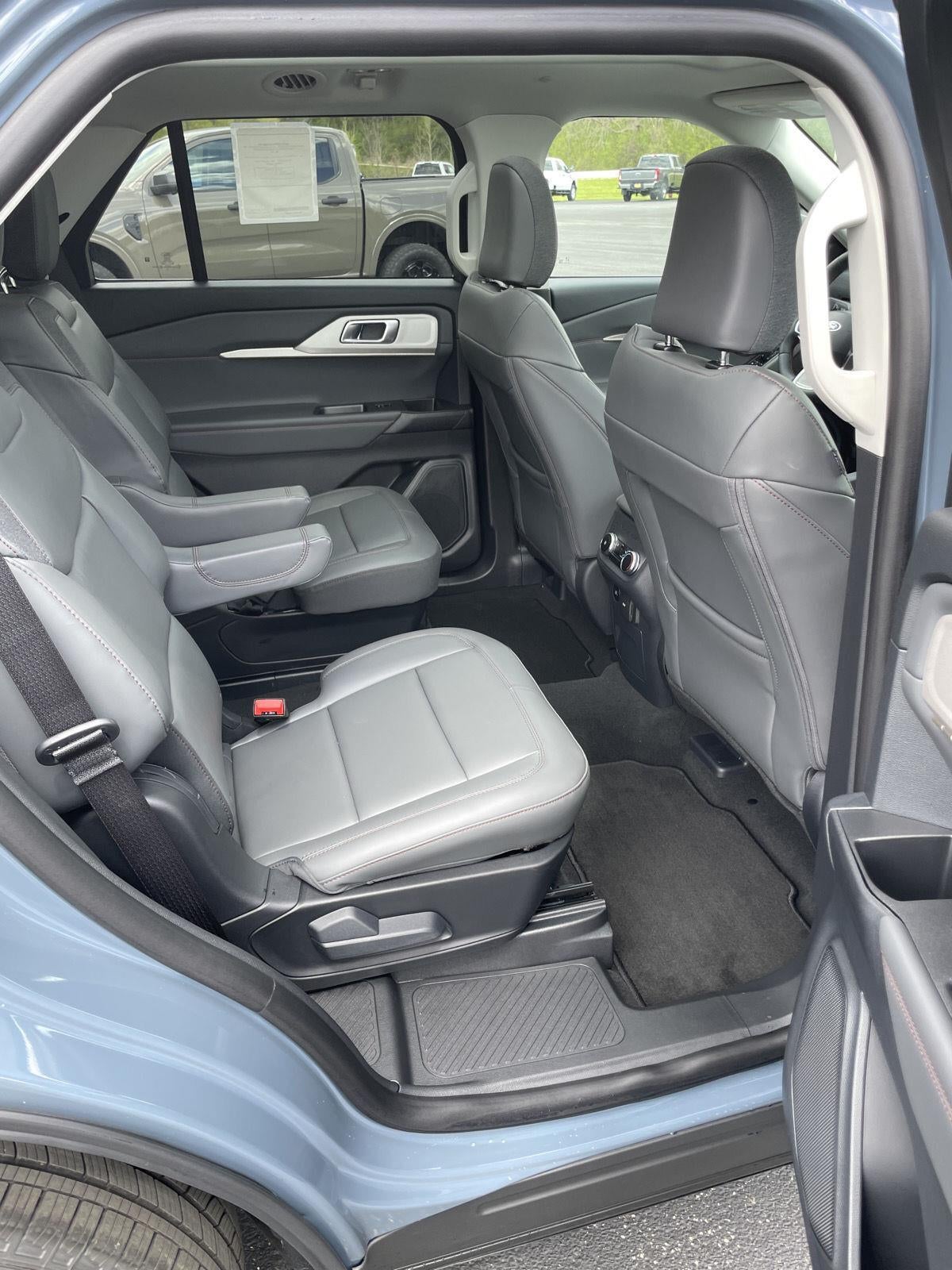 2026 Ford Explorer Active w/100A Pkg
