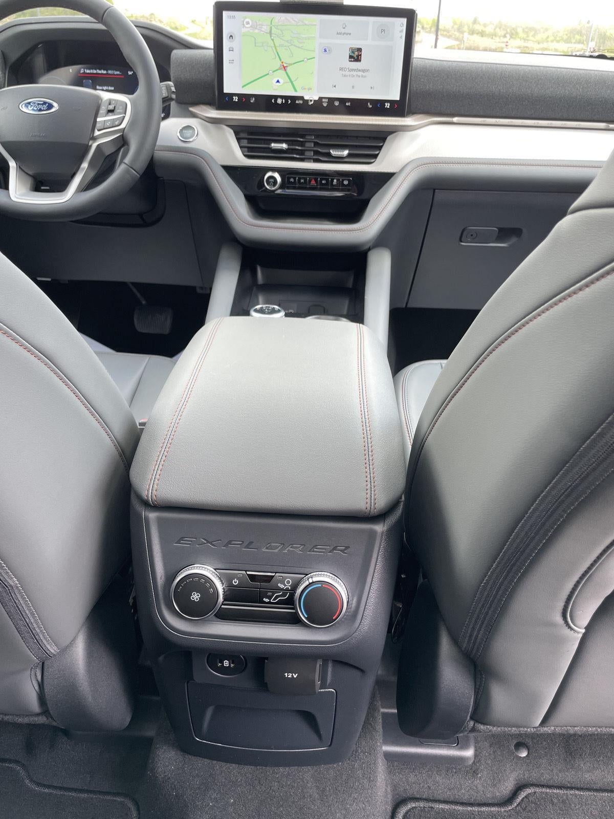 2026 Ford Explorer Active w/100A Pkg