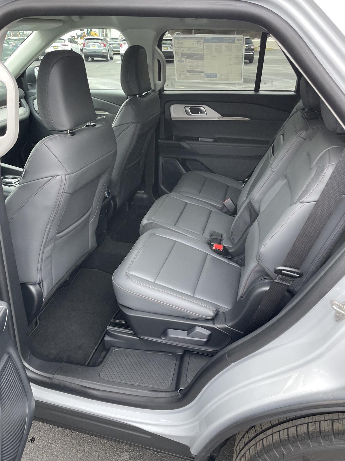 2026 Ford Explorer Active w/200A Pkg