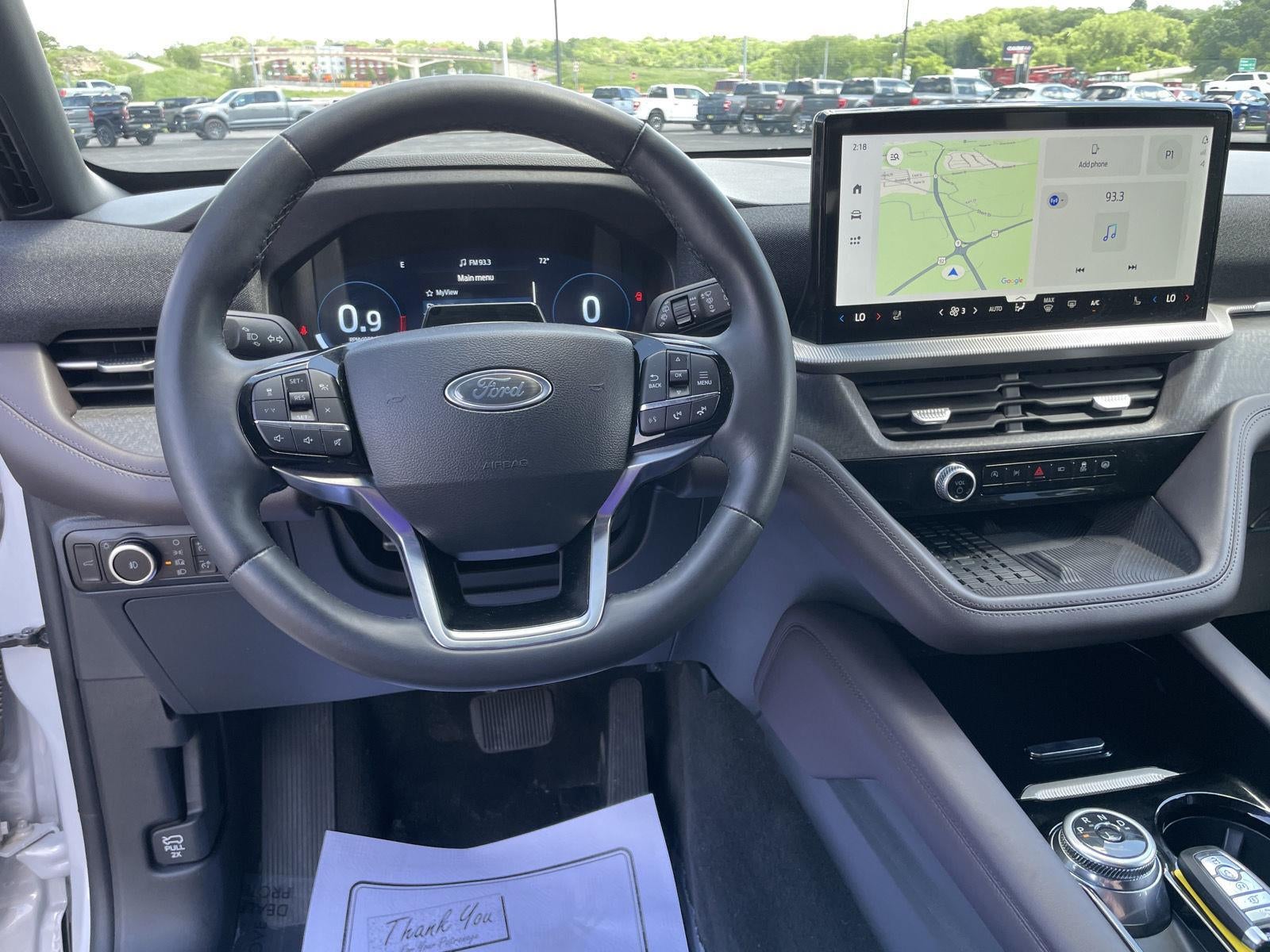 2025 Ford Explorer Platinum