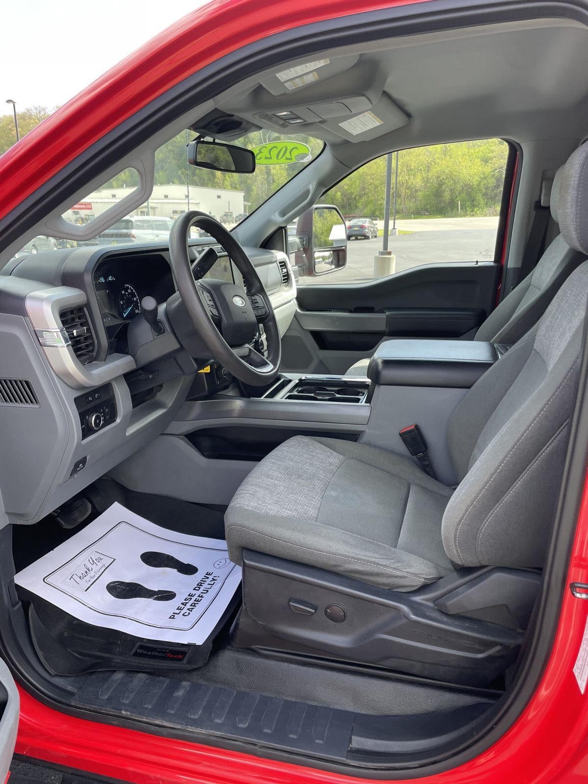 2023 Ford Super Duty F-350 SRW XLT