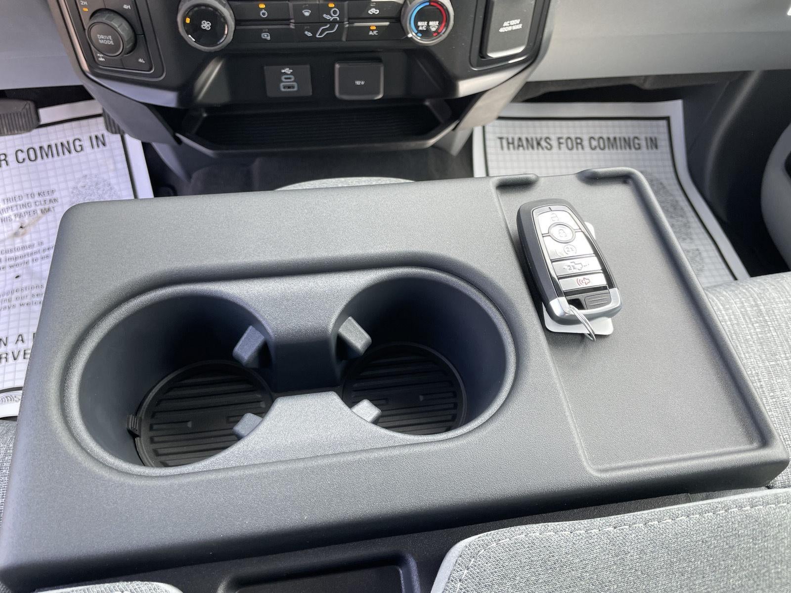 2026 Ford Super Duty F-350 SRW XLT