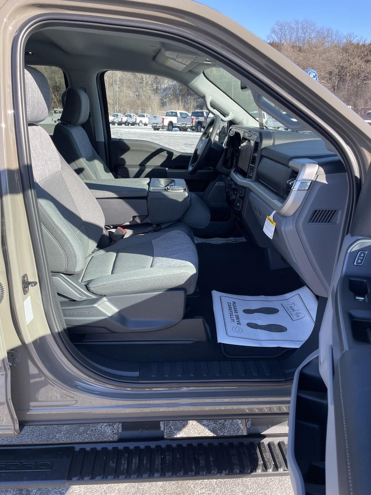 2026 Ford Super Duty F-350 SRW XLT