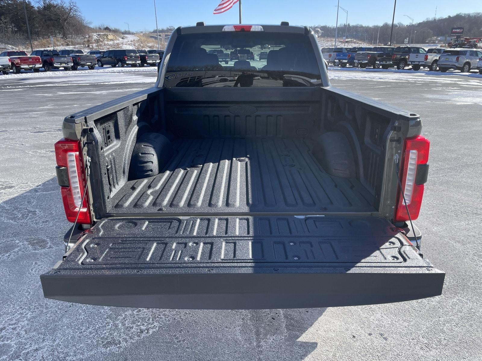 2026 Ford Super Duty F-350 SRW XLT