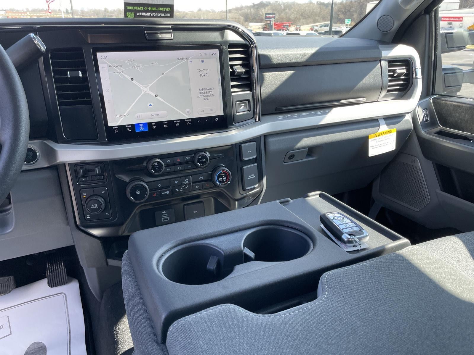 2026 Ford Super Duty F-350 SRW XLT