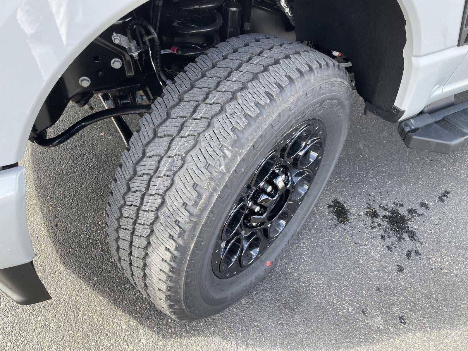 2026 Ford Super Duty F-350 SRW XLT