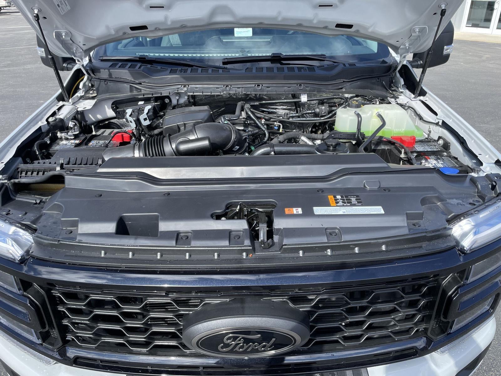 2026 Ford Super Duty F-350 SRW XLT