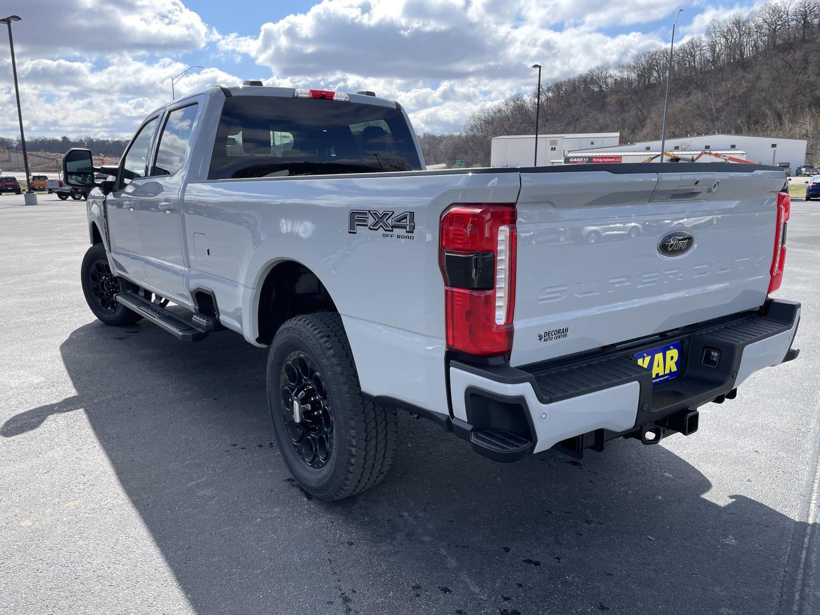 2026 Ford Super Duty F-350 SRW XLT