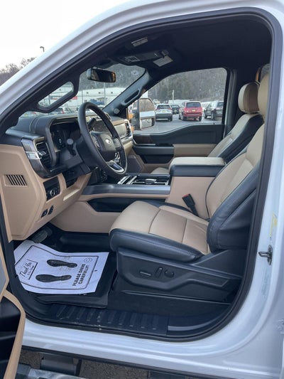 2026 Ford Super Duty F-350 SRW LARIAT