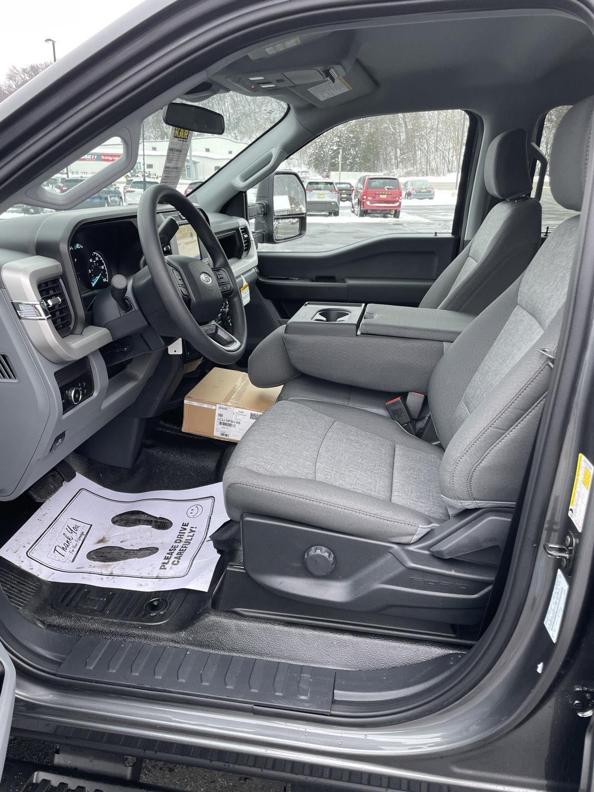 2026 Ford Super Duty F-350 SRW XL