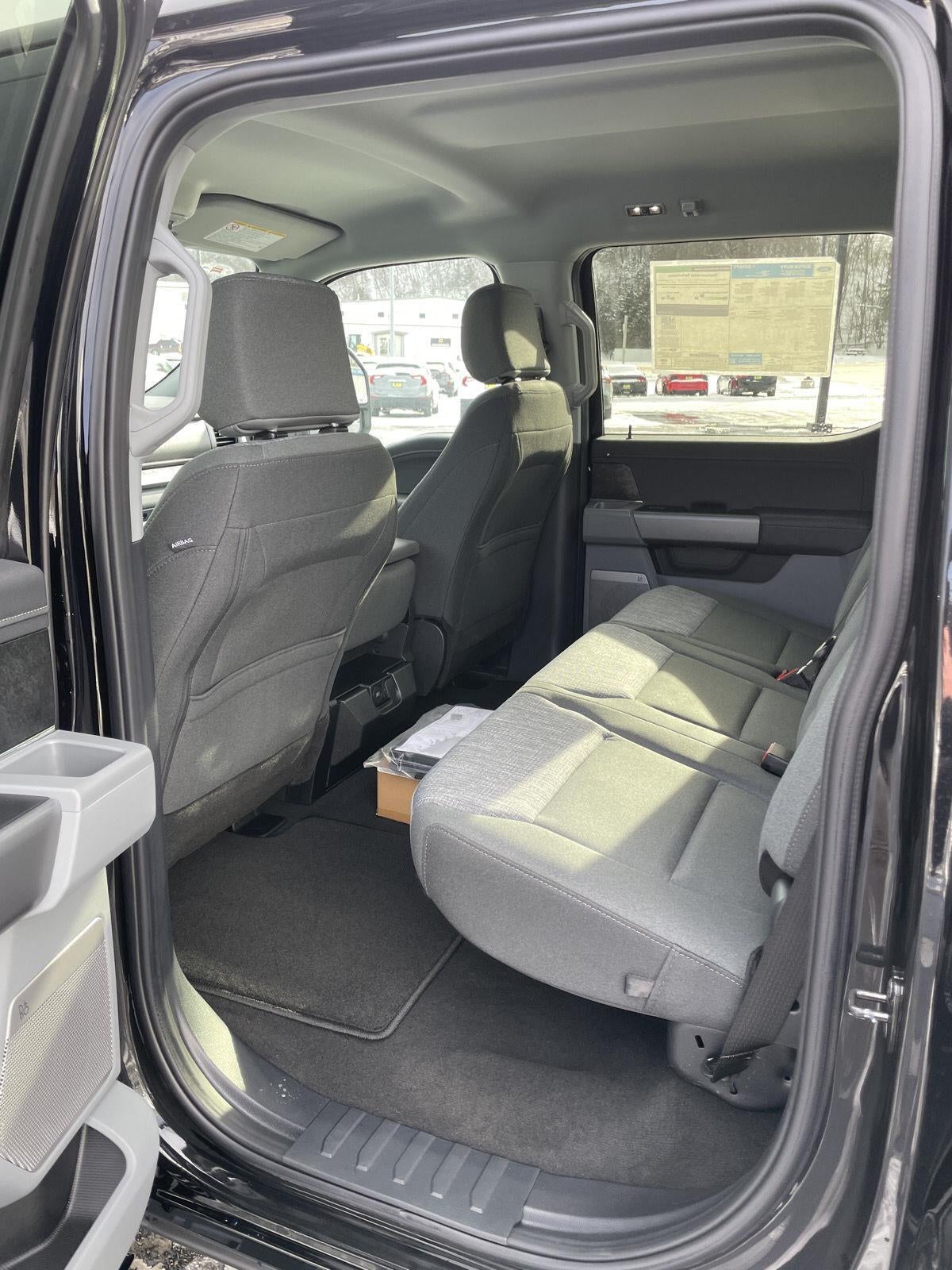 2026 Ford Super Duty F-350 SRW XLT