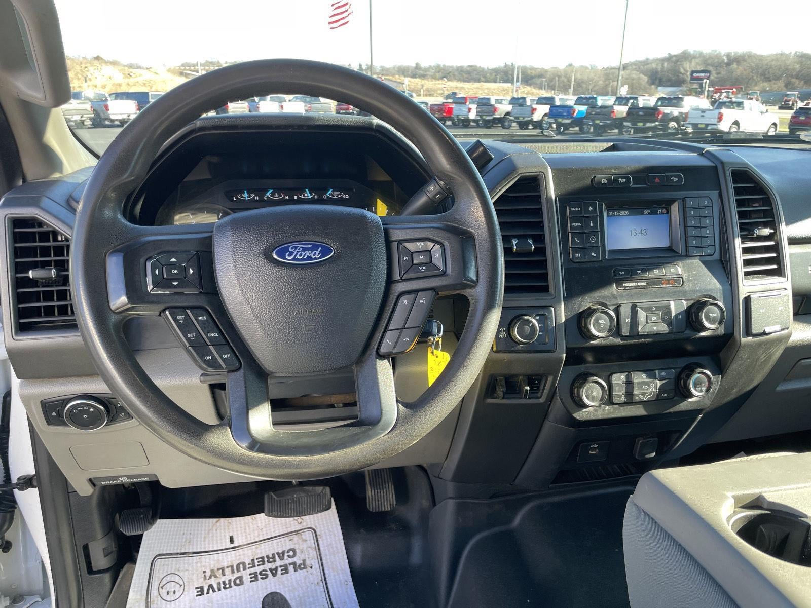 2020 Ford Super Duty F-350 SRW XL