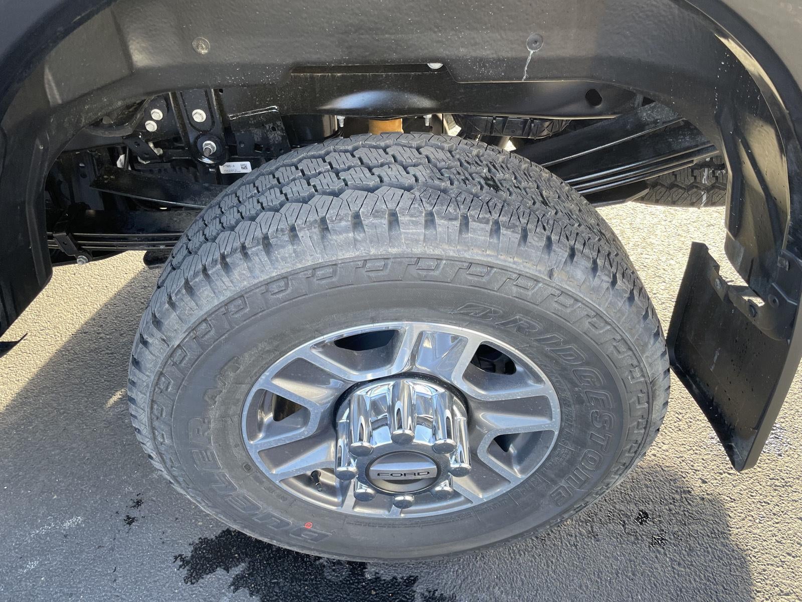 2026 Ford Super Duty F-350 SRW LARIAT