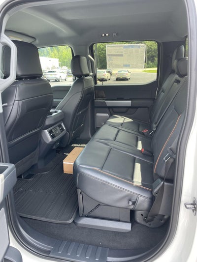 2026 Ford Super Duty F-350 SRW LARIAT