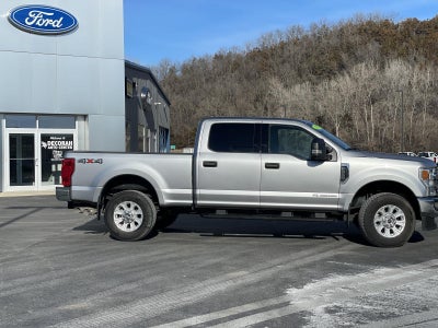 2022 Ford Super Duty F-350 SRW XLT