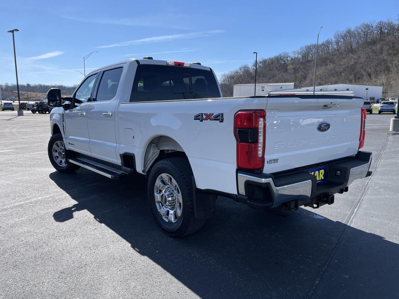 2023 Ford Super Duty F-350 SRW LARIAT