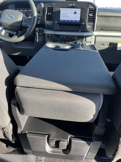 2026 Ford Super Duty F-350 SRW XLT