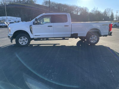 2026 Ford Super Duty F-350 SRW XLT