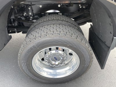 2027 Ford Super Duty F-450 DRW XLT