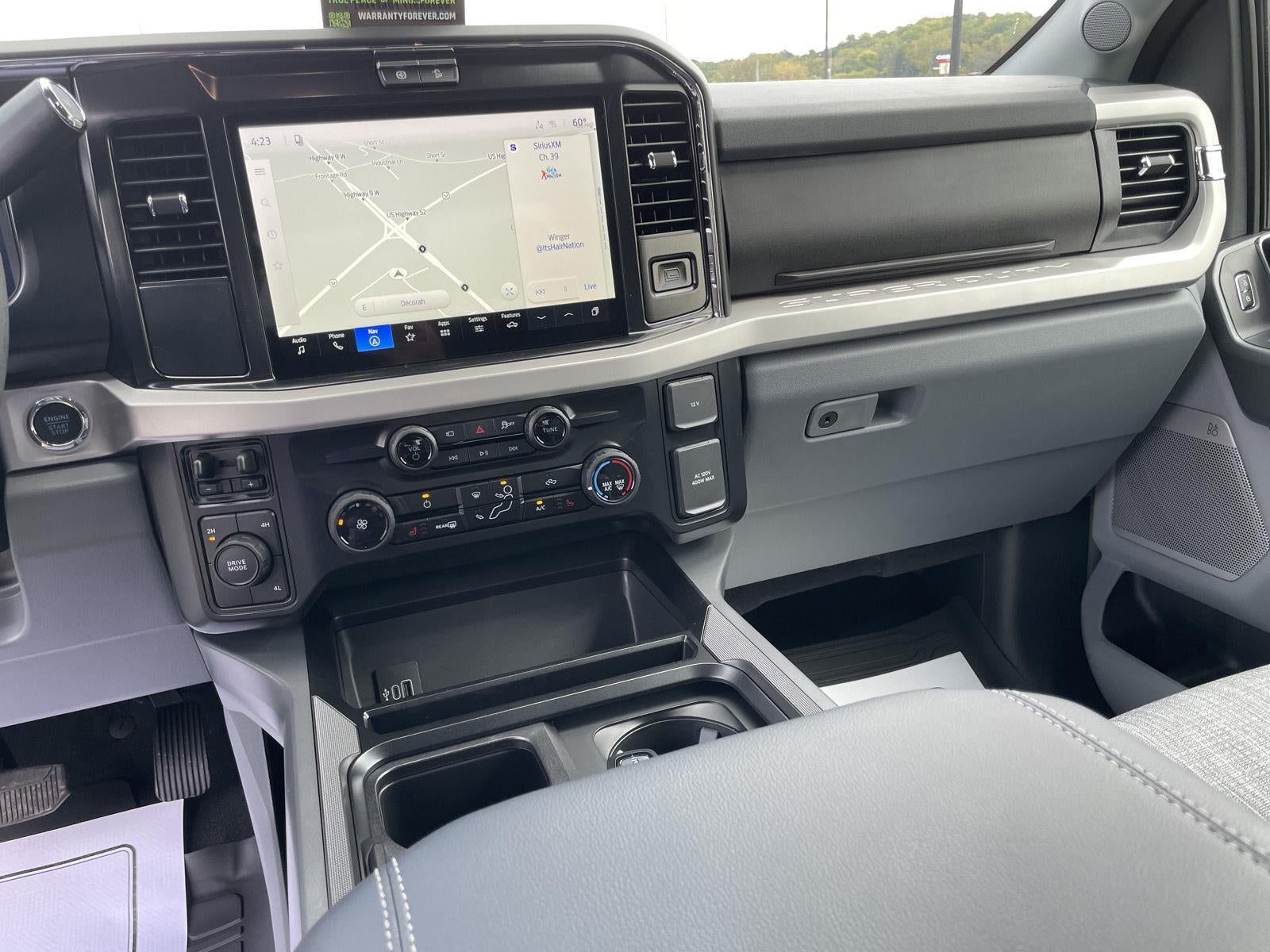 2027 Ford Super Duty F-450 DRW XLT