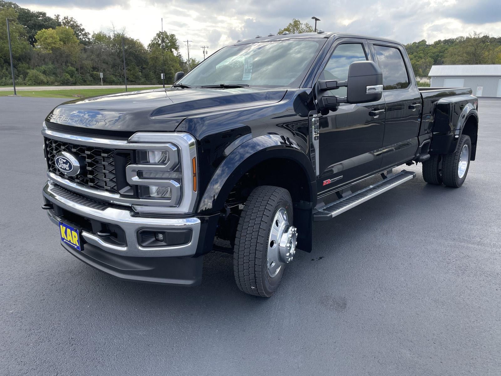 2027 Ford Super Duty F-450 DRW XLT